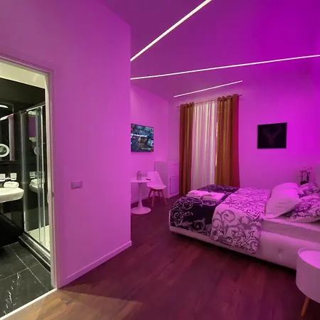 Vatican G&G Suites